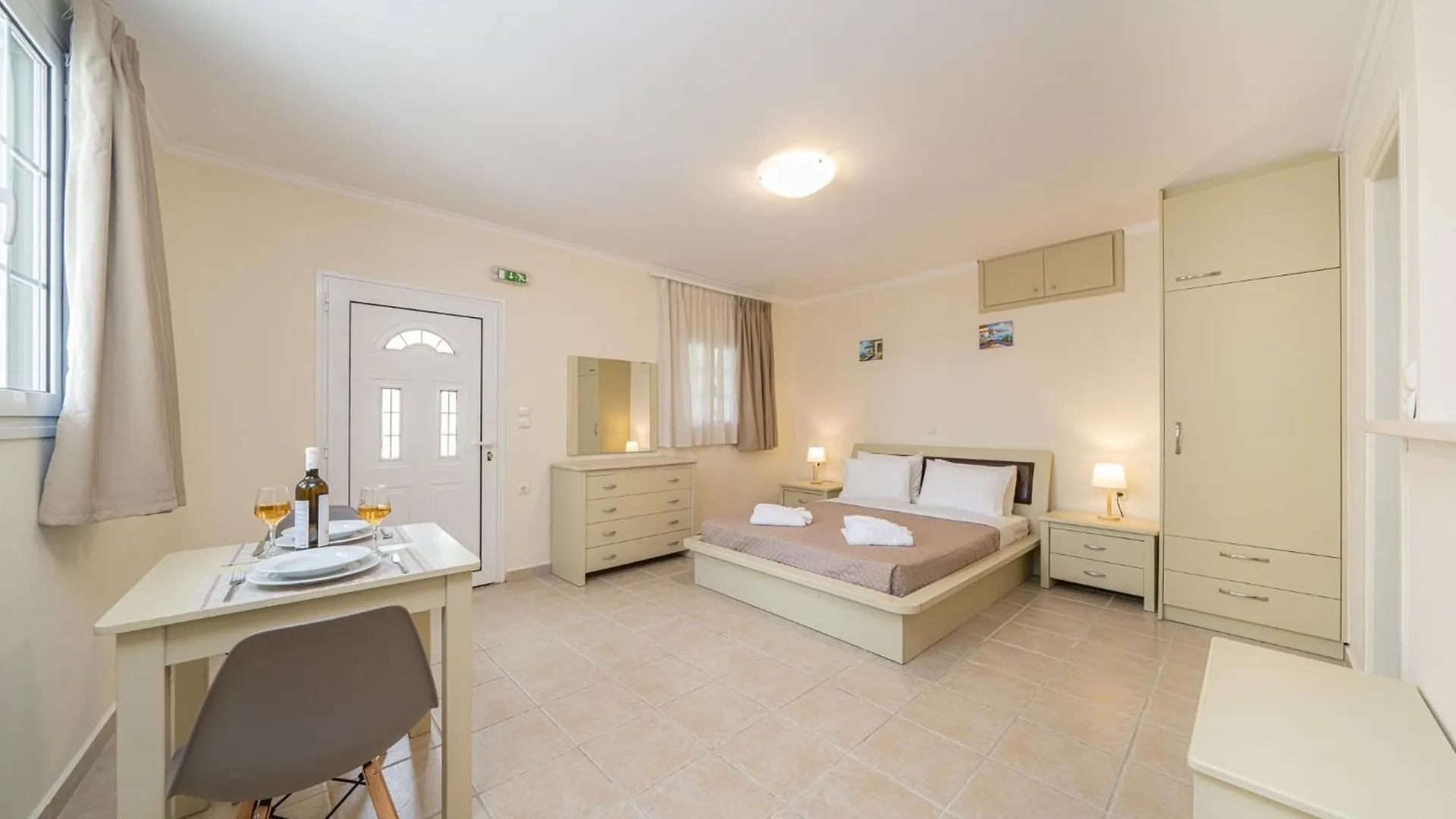 Makis Village-Apartments Agia Efimia