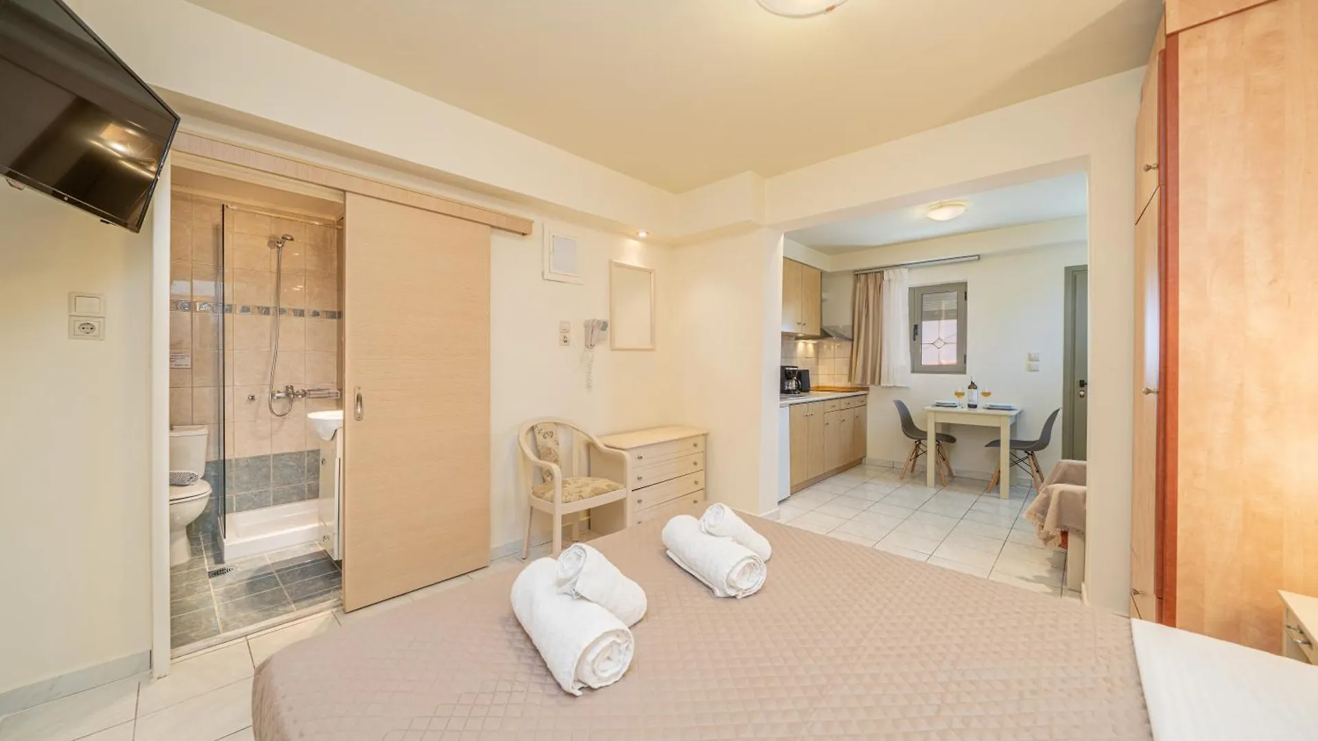 Makis Village-Apartments Agia Efimia
