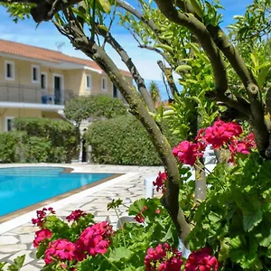Appartement Moulinos, Svoronata