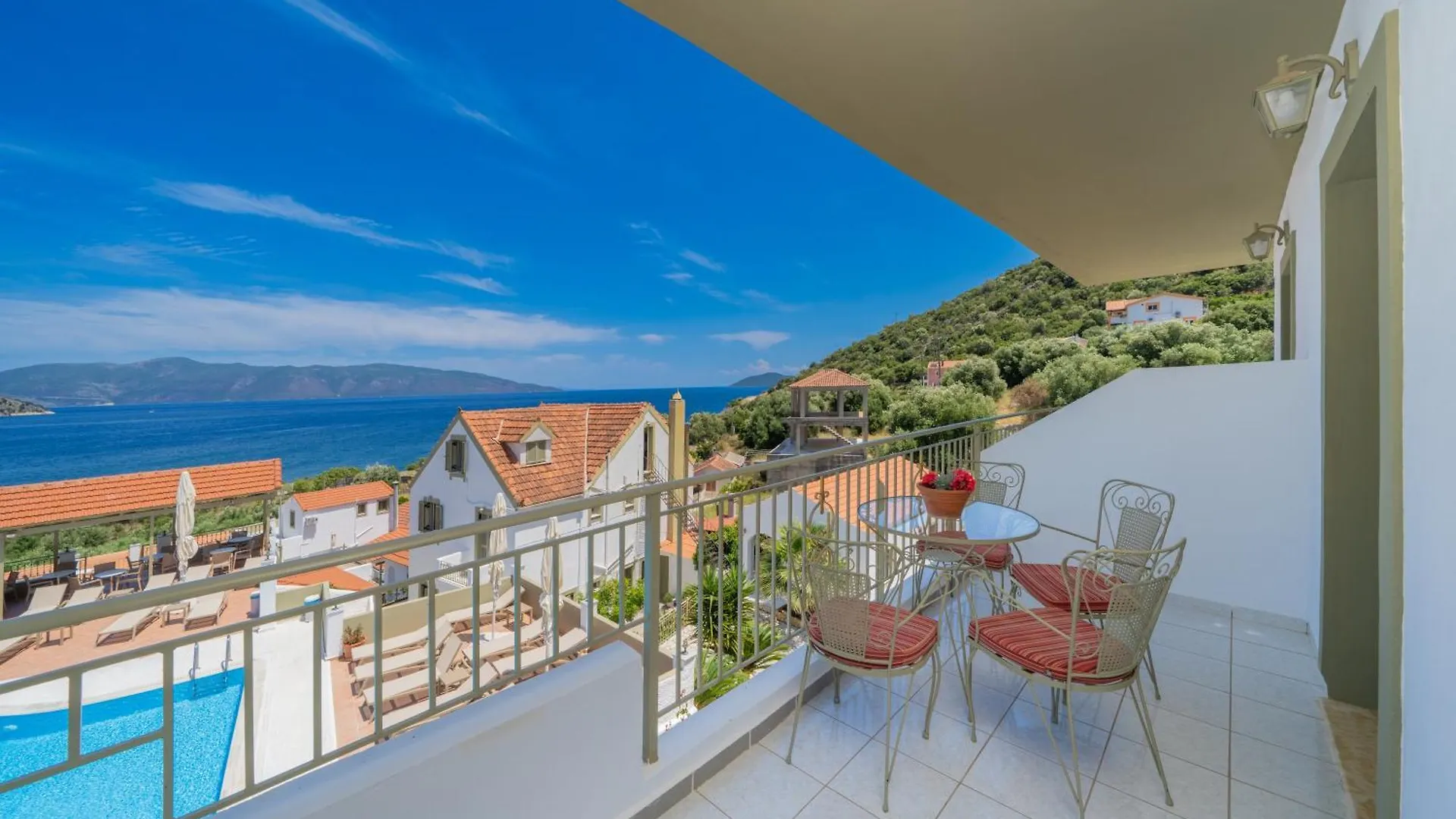 Makis Village-Apartments Agia Efimia
