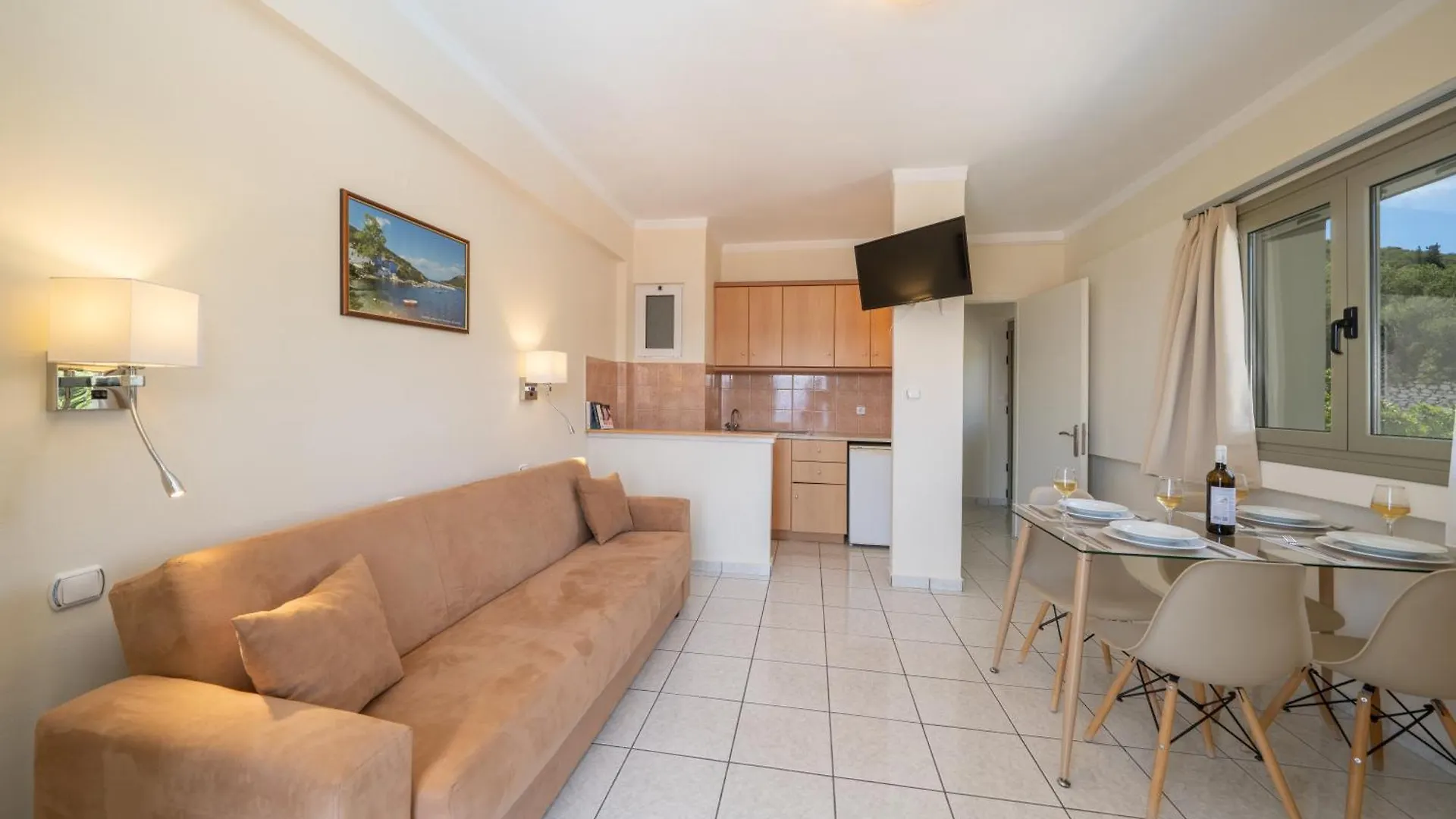 Makis Village-Apartments Agia Efimia 0*,  Greece